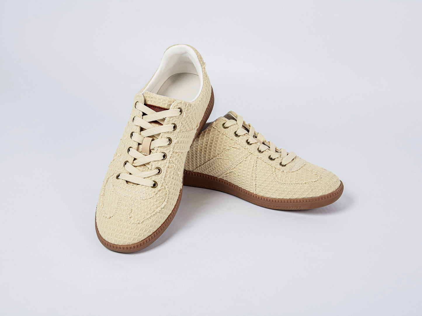 tussah silk trainer