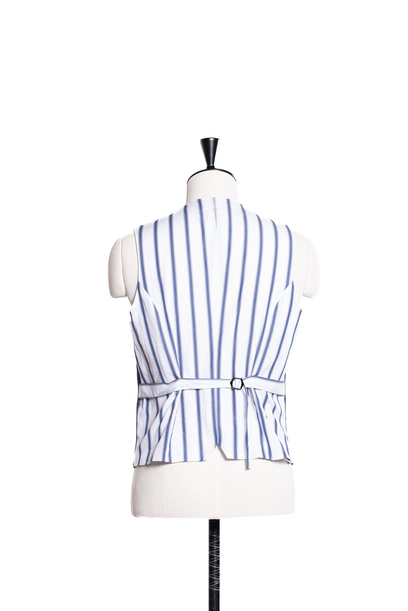 Azure Weave Elegance